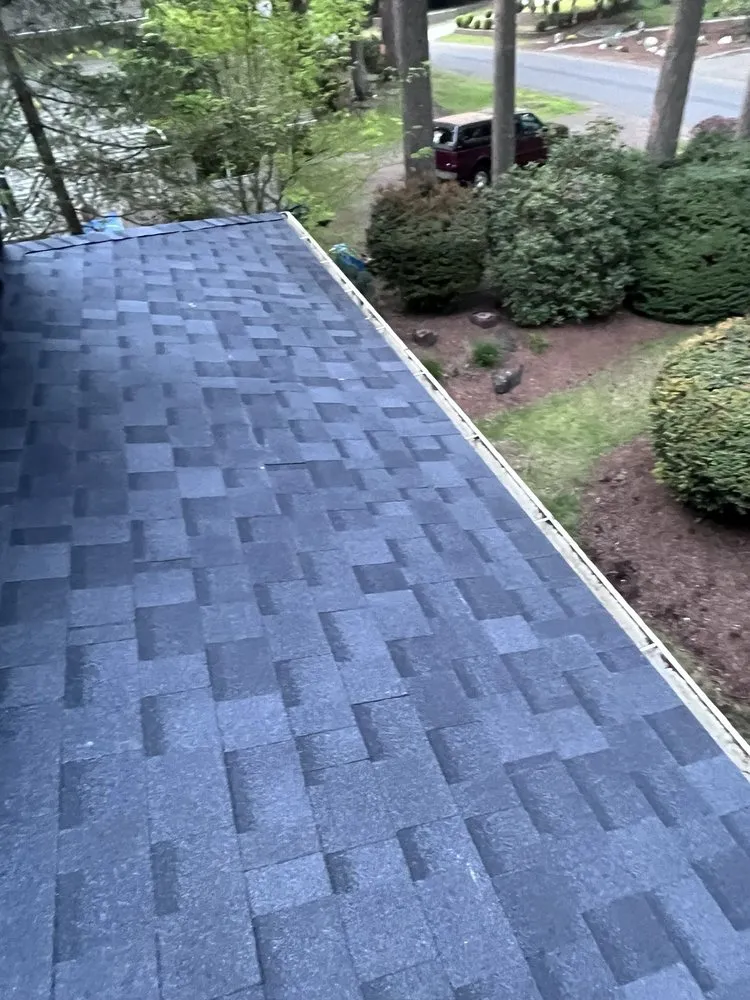 Slide of TR Roofing & General Construction