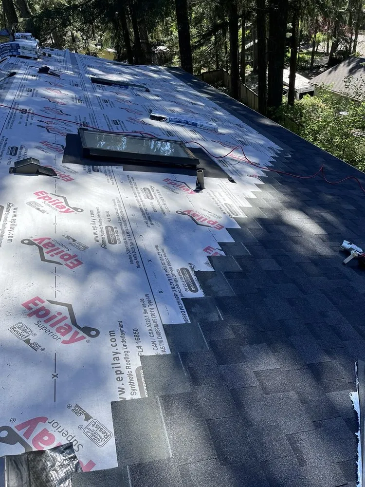 Slide of TR Roofing & General Construction