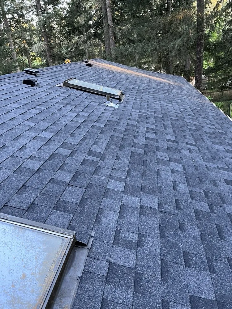 Slide of TR Roofing & General Construction