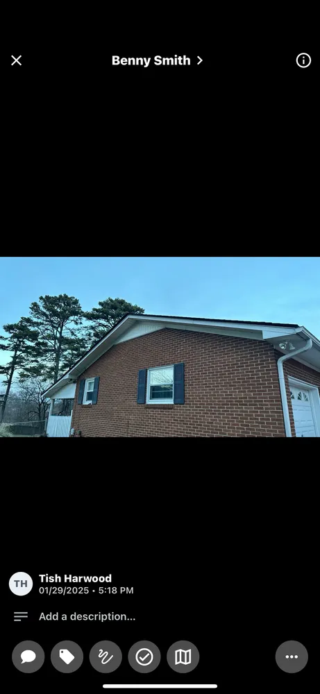 Slide of T&R Roofing