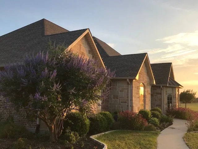 Licensed roof repair for fast service across Trenton, TX - T&R Roofing