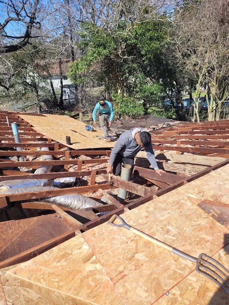 Slide of Trace Roofing & Construction