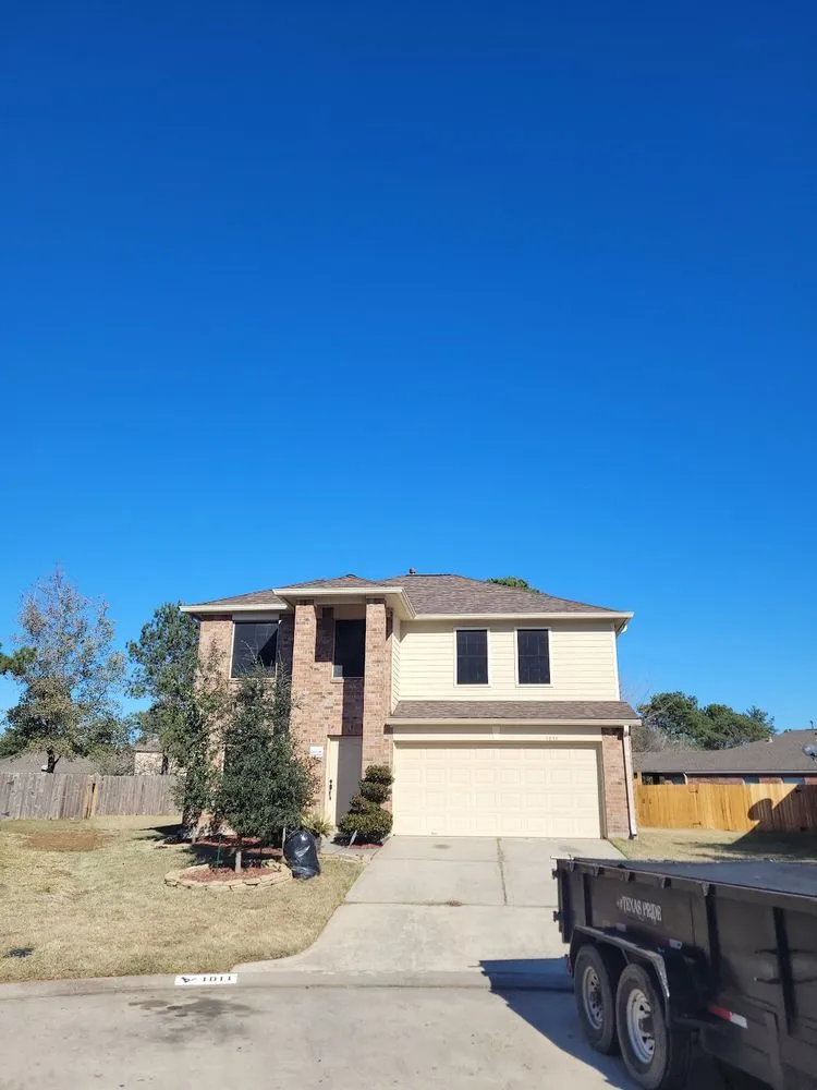 Slide of Trace Roofing & Construction