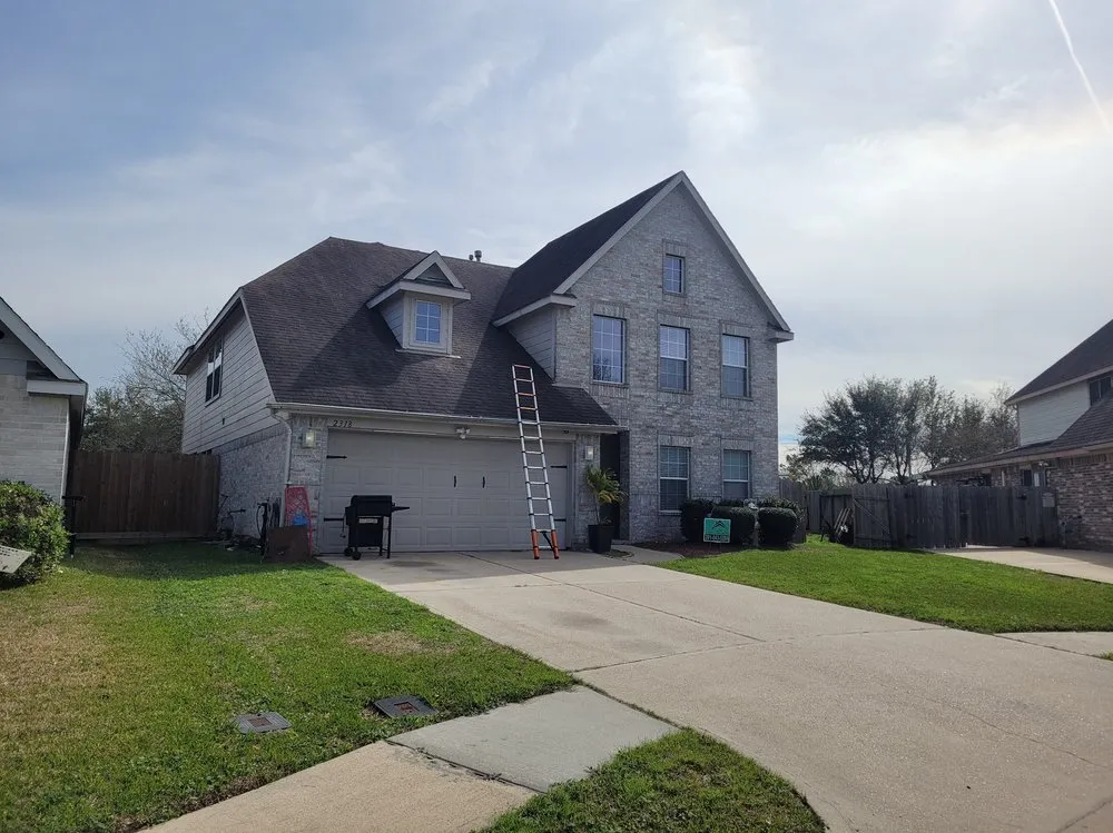 Slide of Trace Roofing & Construction