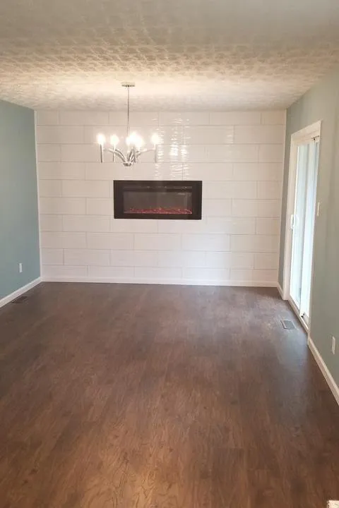 Slide of Tracy Roofing & Renovations