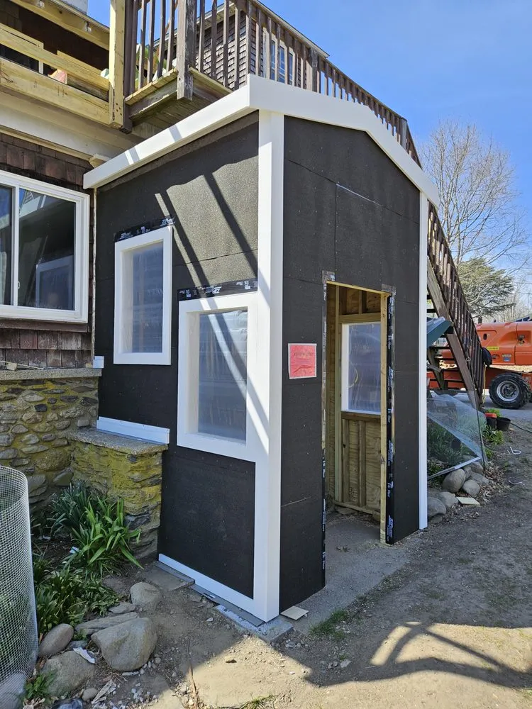 Slide of Trade Masters Construction