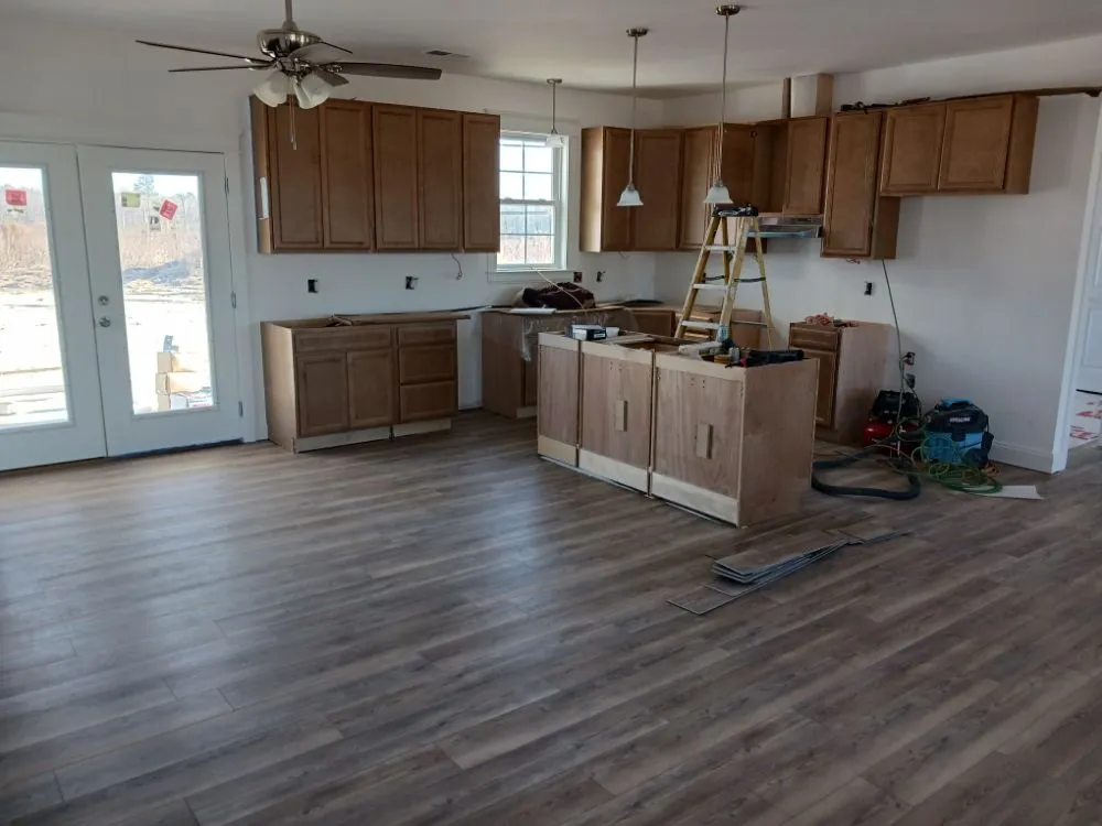 Expert flat roof repair experts serving Jarratt, VA - Tradesman Center