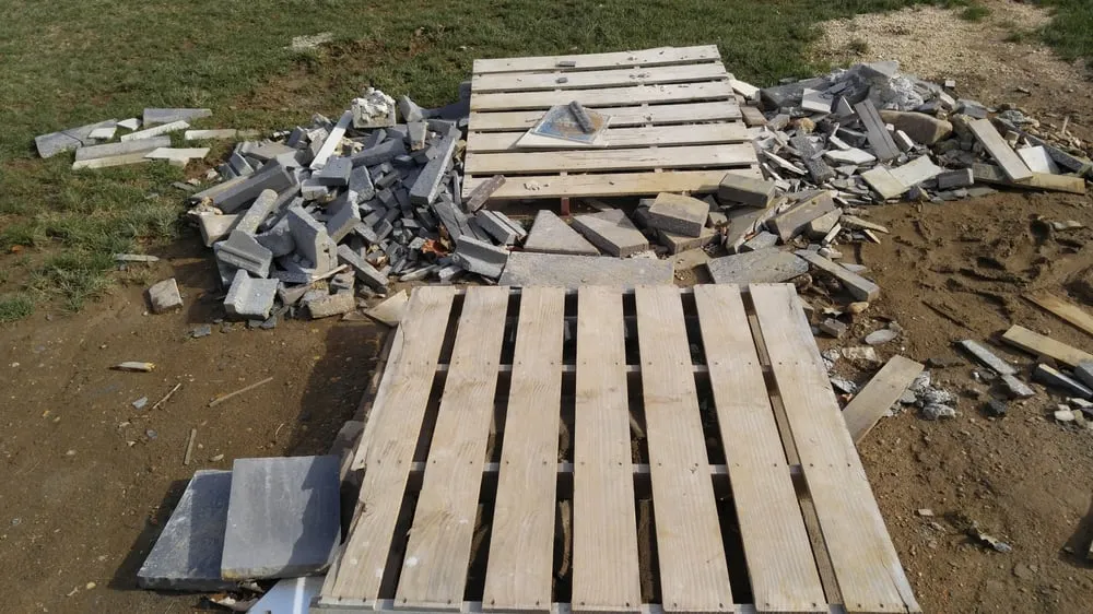 Slide of Tradesmen Services