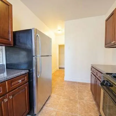 Trading Places 63 Logo