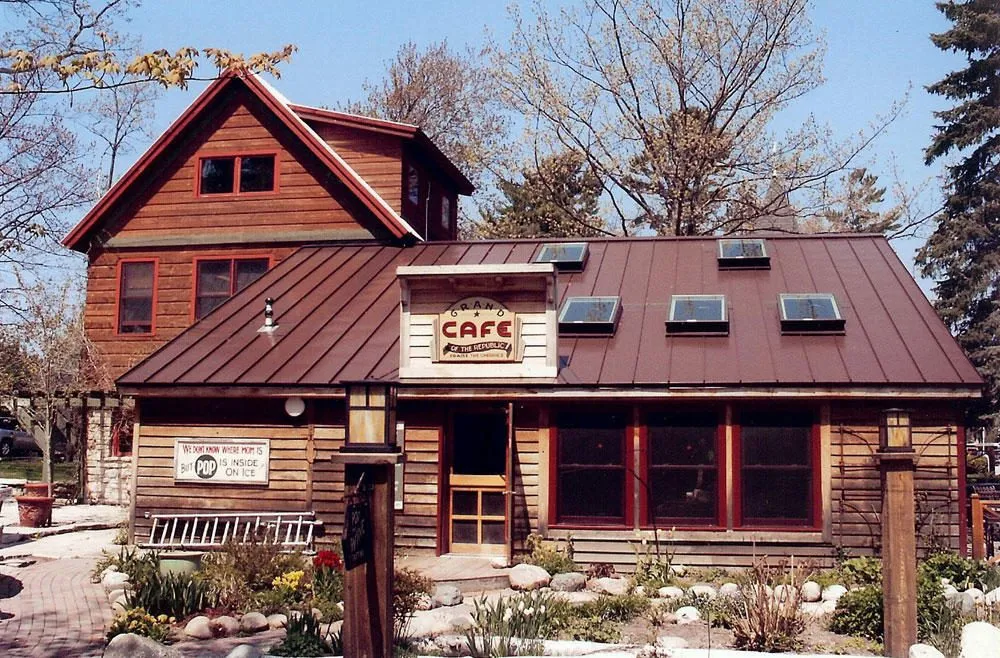 Slide of Traverse Bay Roofing