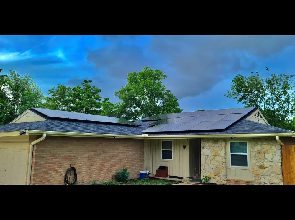 Slide of Travis the Solar Expert