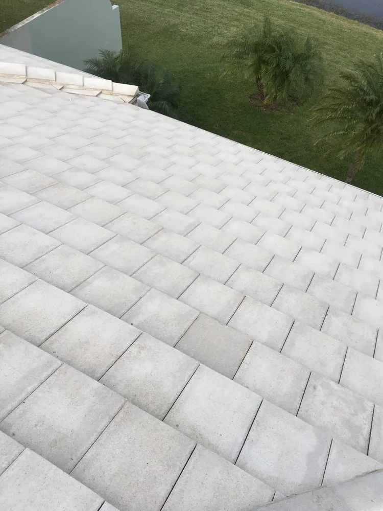 Slide of Treasure Coast Roof Cleaning Specialist