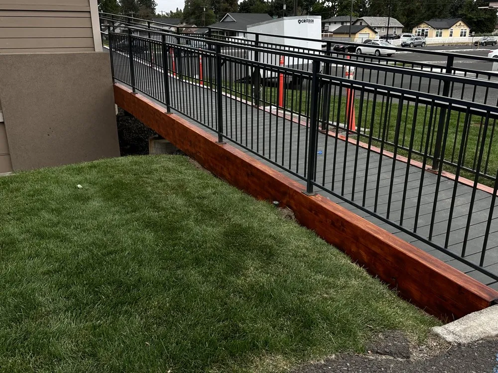 Slide of Tremor Construction