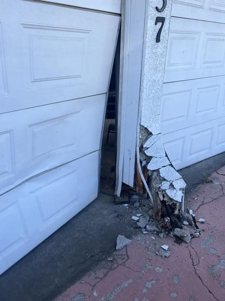 Slide of Tres Flores General Construction