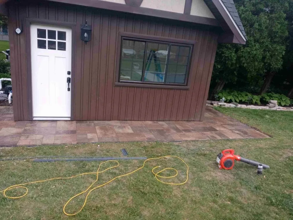 Slide of Treu Home Improvement