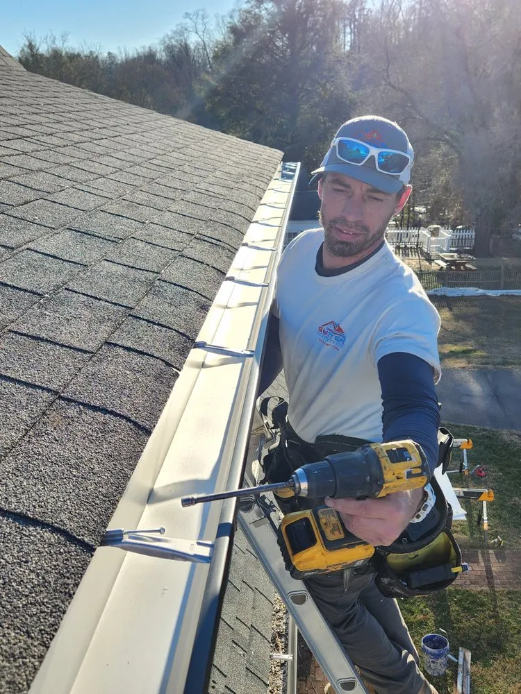 Slide of Tri-Cities Gutter Recovery