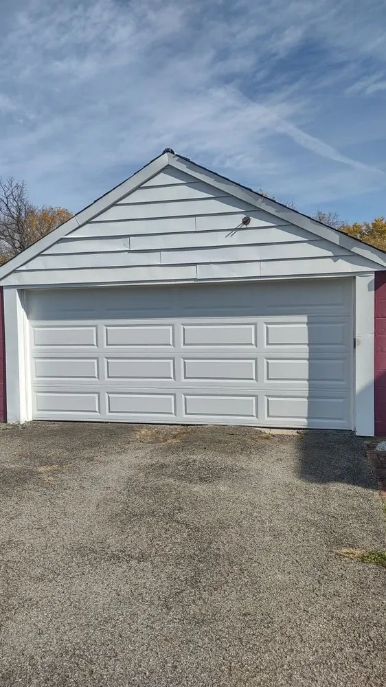 Licensed shingle roofing service in Acme, PA - Tri County Doors & Builders