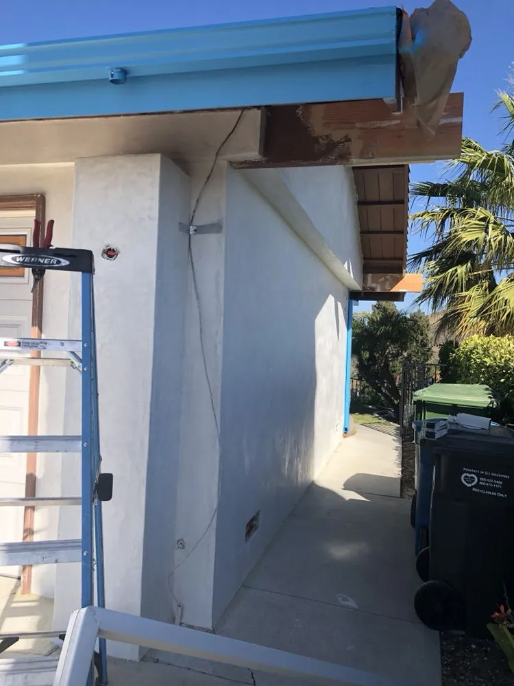 Slide of Tri-County Gutters