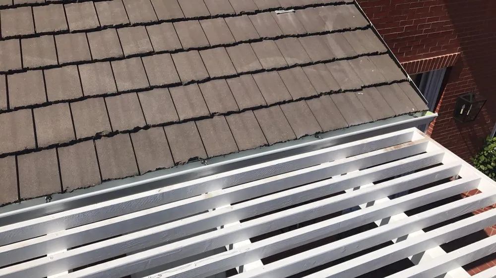 Slide of Tri-County Gutters