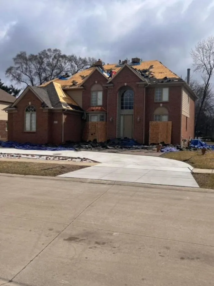 Slide of Tri-County Roofers