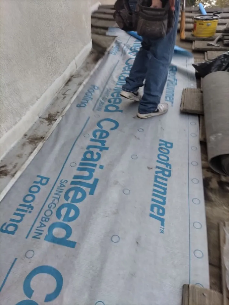 Slide of Tri County Roofing Co