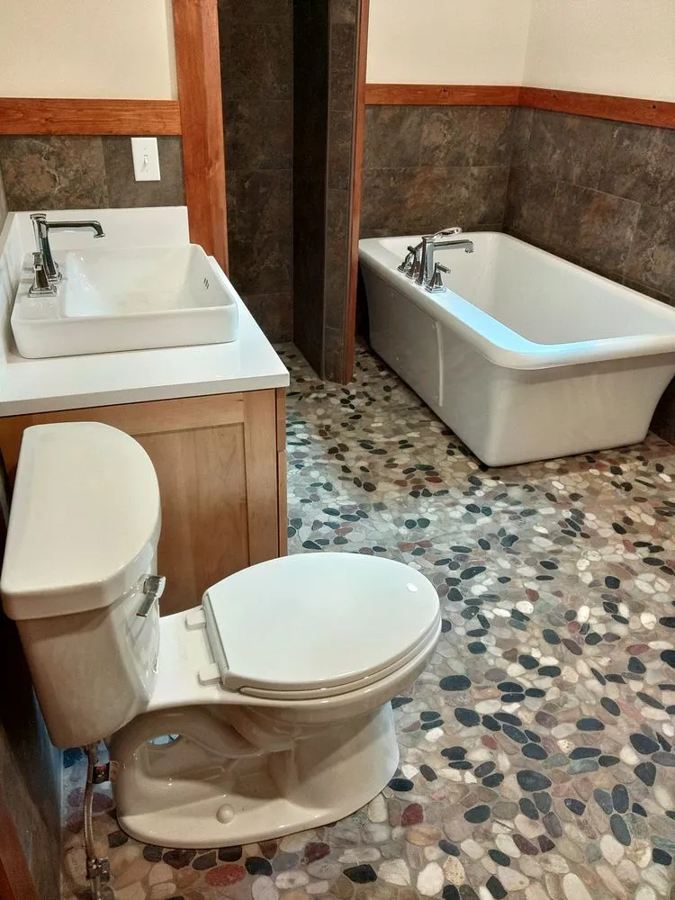 Slide of Tri Lake Custom Carpentry -N- Tile