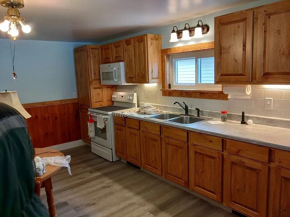 Slide of Tri Lake Custom Carpentry -N- Tile