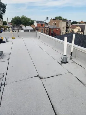 Tri-Star Roofing & Construction Logo