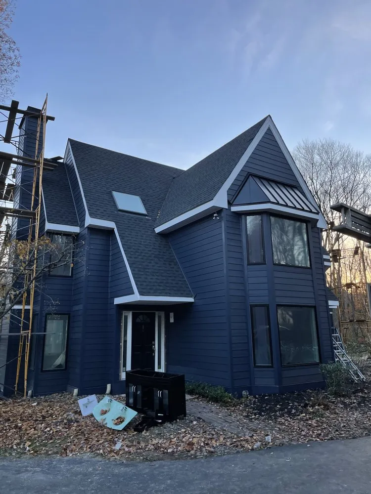 Emergency roof leak repair in Washington Crossing, PA by Tri State Exterior Renovations