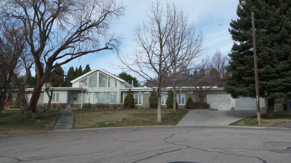 Slide of Tri State Roofing