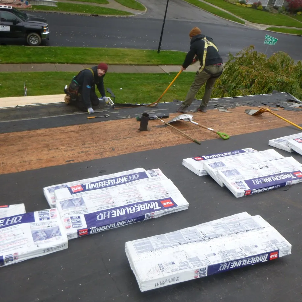 Slide of Tri-Town Roofing & Construction, Inc