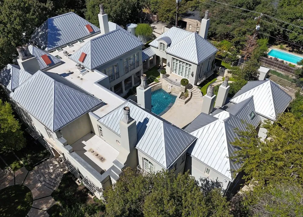 Slide of Tridom Roofing