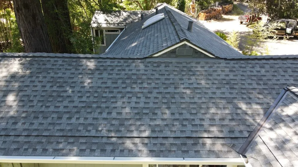 Slide of Trio Roofers