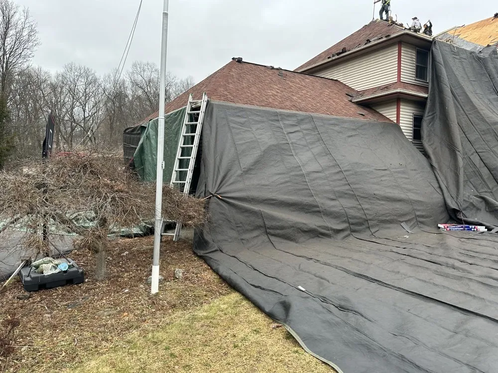 Reliable residential roofing service experts serving Wood-Ridge, NJ - Triple 7 exteriors