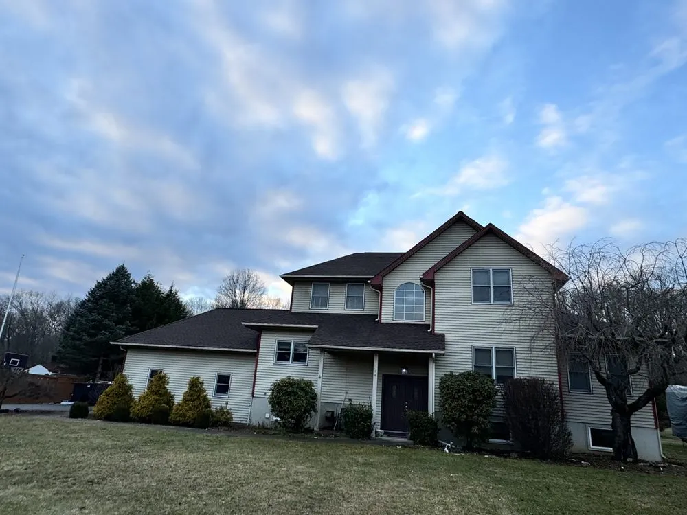 Reliable roof leak repair in Wood-Ridge, NJ - Triple 7 exteriors