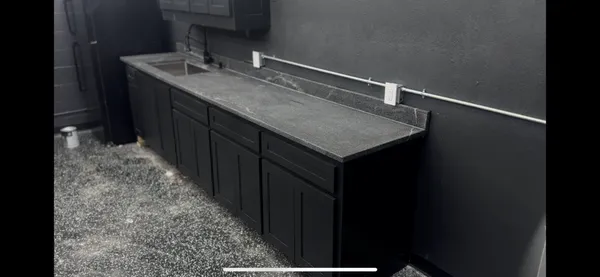 Triple R Establishment Logo