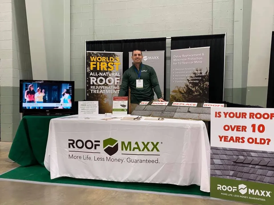 Slide of Triple R Roofing