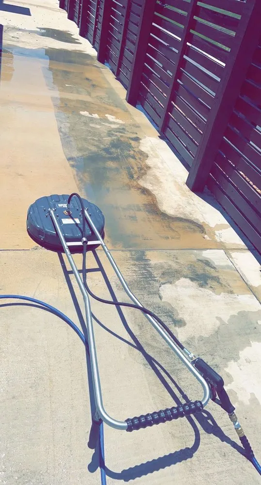 Top-rated flat roof repair in Mountain Home, TX - Triton Power Washing & Service |	 Dale's Power Washing