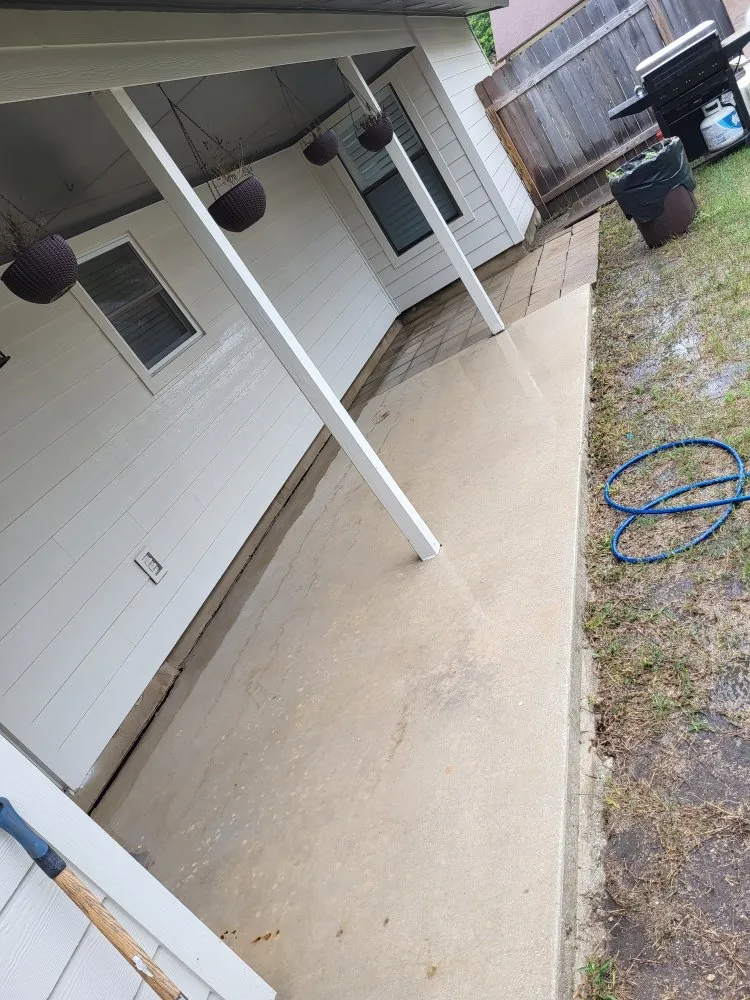 Professional roof replacement in Mountain Home, TX - Triton Power Washing & Service |	 Dale's Power Washing