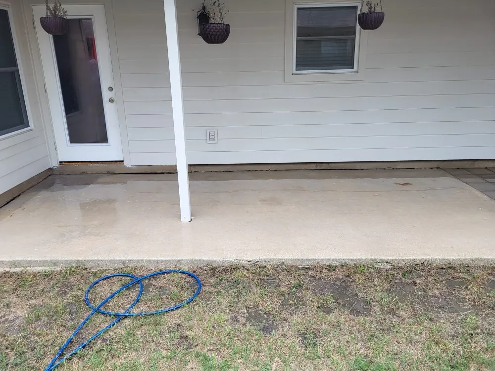 Top-rated storm damage roof repair in Mountain Home, TX - Triton Power Washing & Service |	 Dale's Power Washing