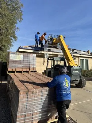 Triumph Roofing Logo