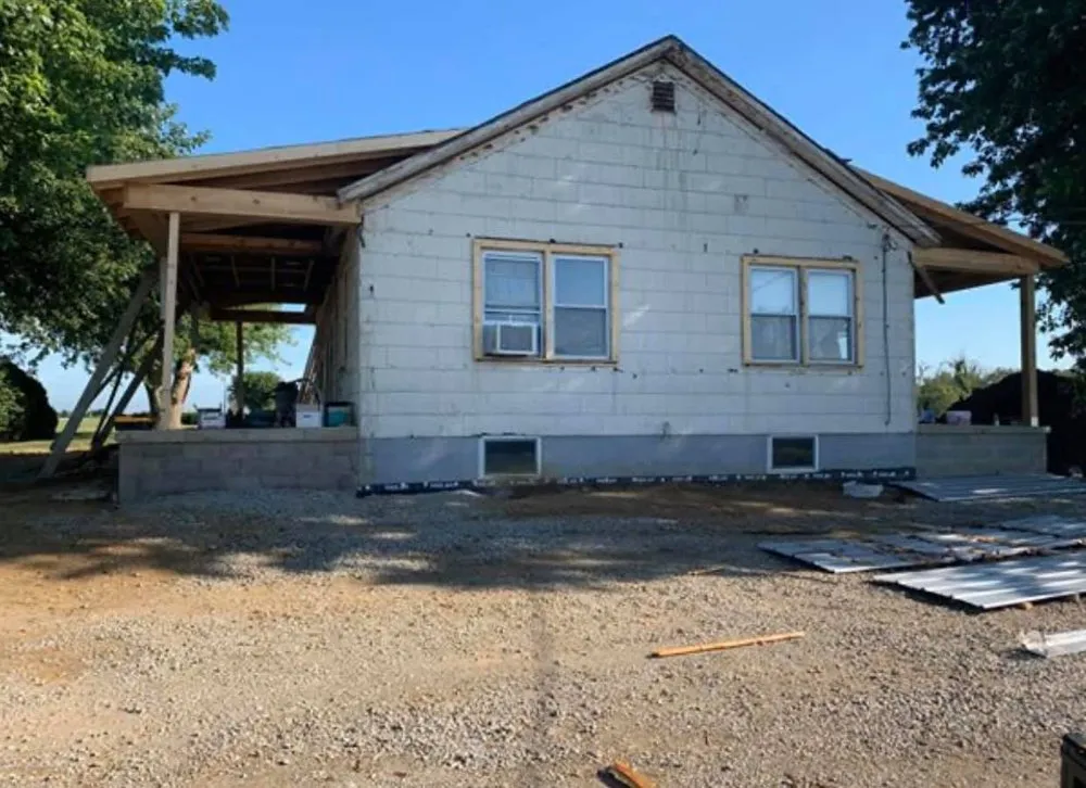 Slide of Troyer’s Custom Homes