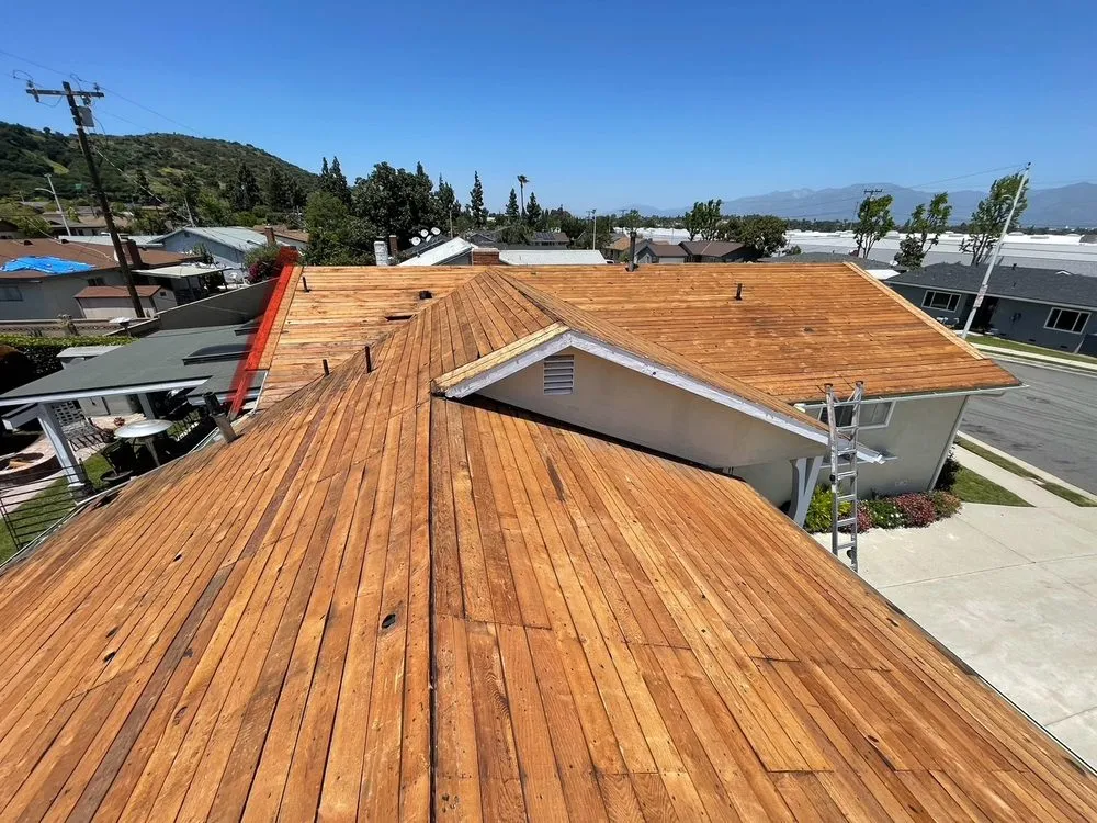 Slide of Tru Roofing