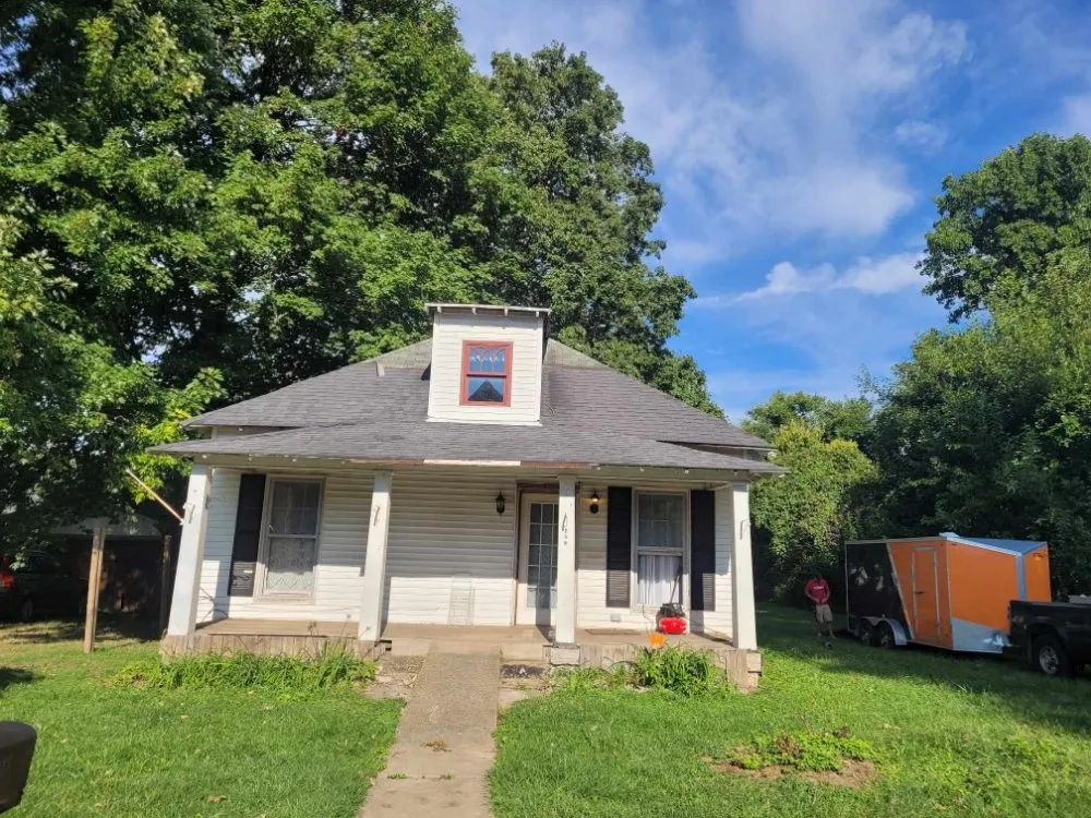 Slide of Tru Vision Contracting