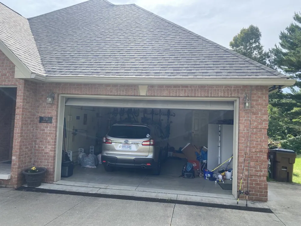 Slide of True Blue Construction