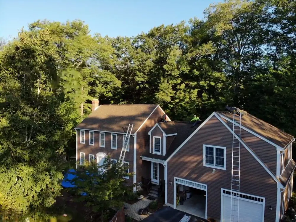 Slide of TRUEHOME Roofing