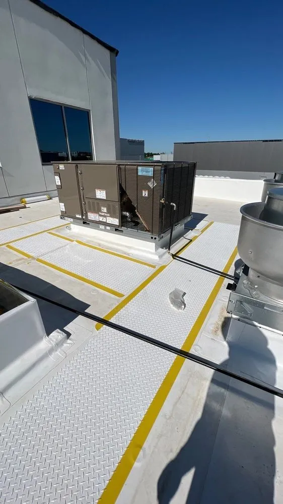 Licensed roof repair experts serving Pennsauken Township, NJ - TruMax Contracting