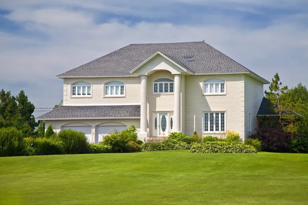 Emergency roof replacement same-day service in Reseda, CA by Trusted Home Contractors
