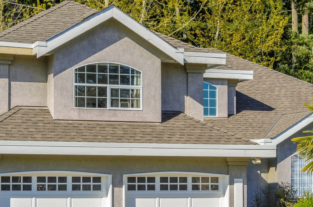 Emergency roof replacement for fast service across Reseda, CA - Trusted Home Contractors