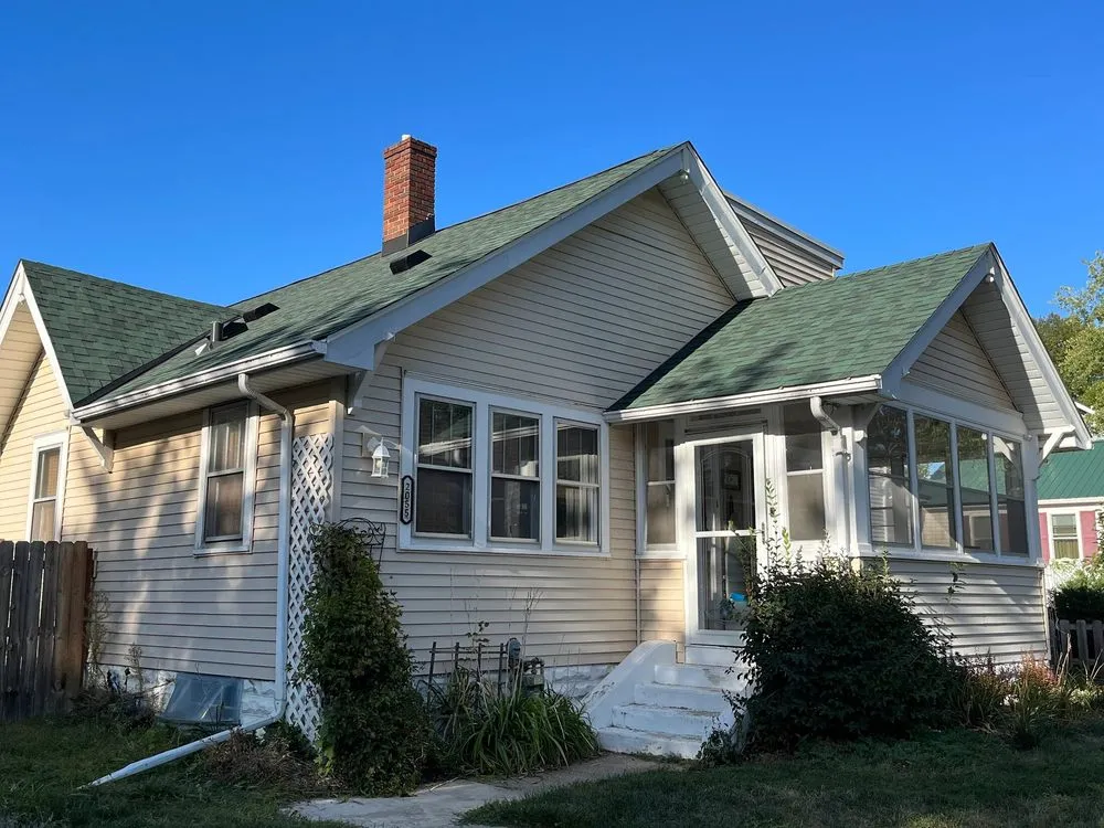 Professional flat roof repair in St. Peters, MO - Trusted Roofing Exteriors